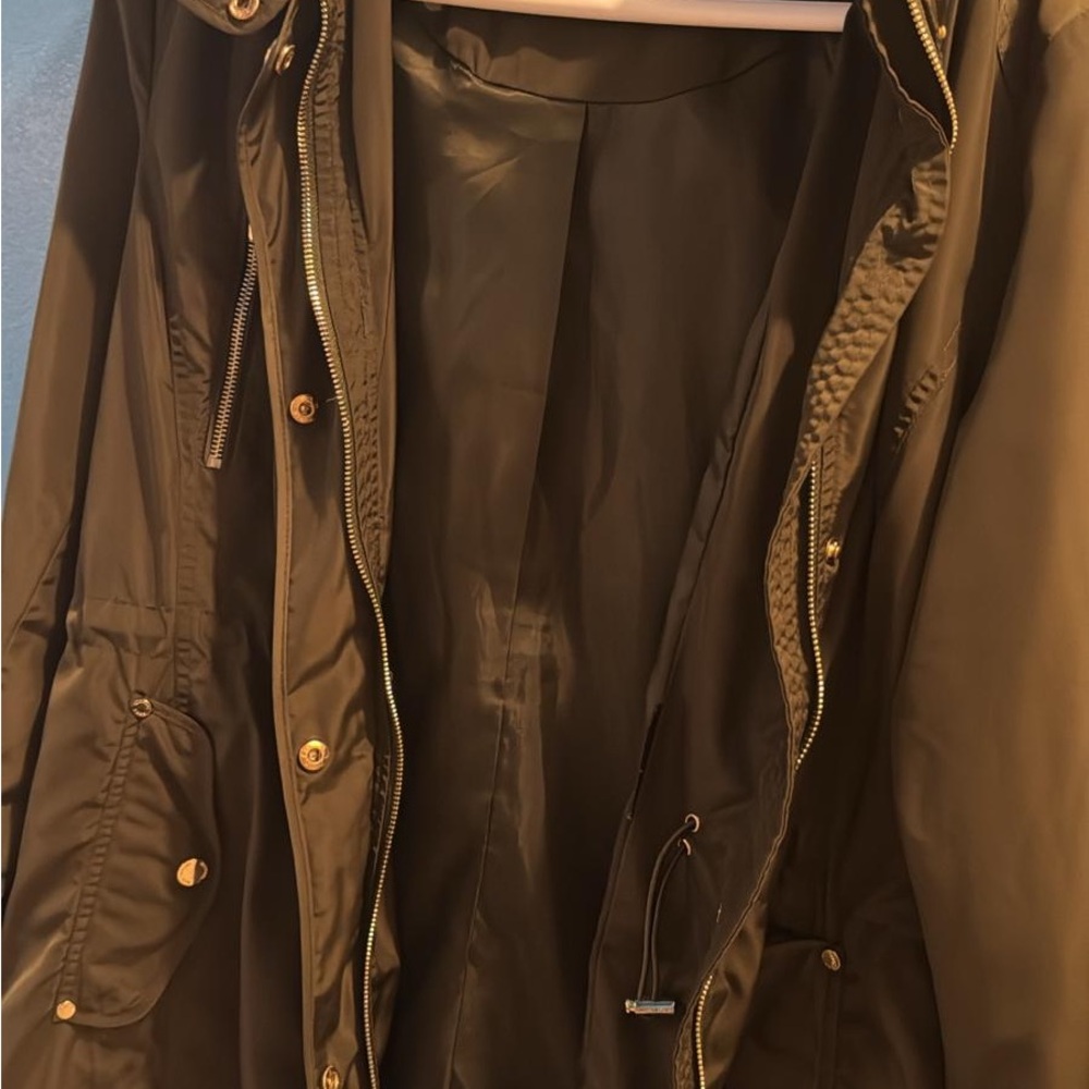 Women’s Black Hooded Jacket